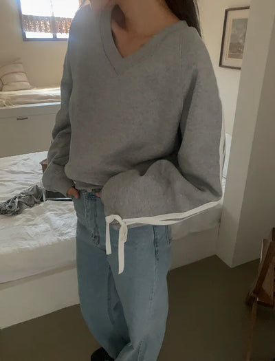 Ribbon detail brushed-back V-neck sweatshirt