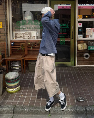 Two-pleat Bermuda shorts