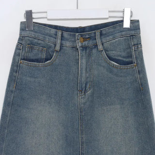 Front slit long denim skirt