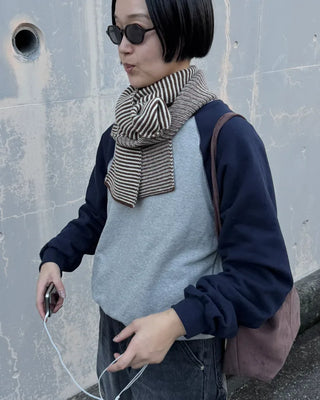 Striped muffler