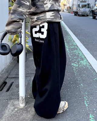 Back embroidered sweatpants