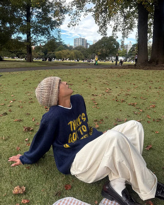 Lettering knit