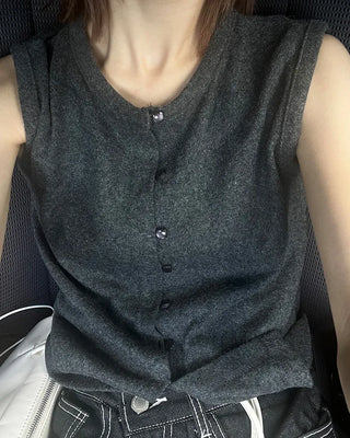 Front button knit vest