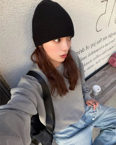 Pigmented Cropped Sweatshirt