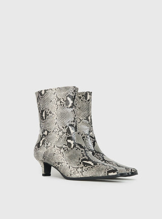 Therapy Shade Boots Black  White Snake