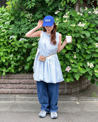 Sleeveless balloon mini dress