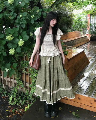 Floral lace tiered skirt