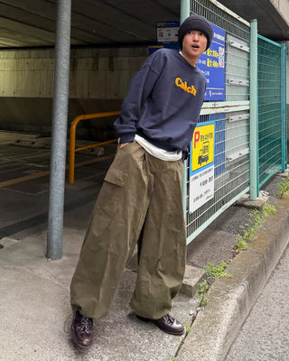 Panel-switching cargo pants