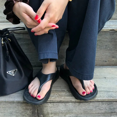 Summer basic beach sandals