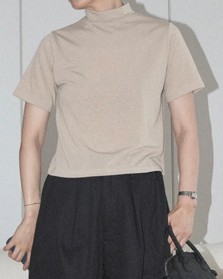Basic half-neck T-shirt