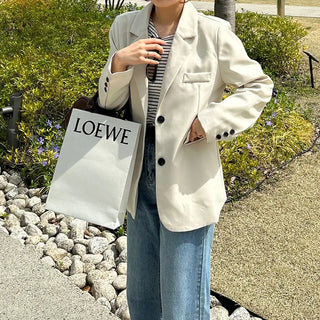 Back-button tailored jacket