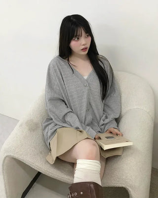 Three-button oversized cardigan