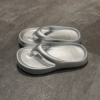 Chunky beach sandals