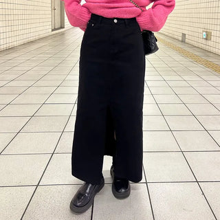 Front slit long skirt