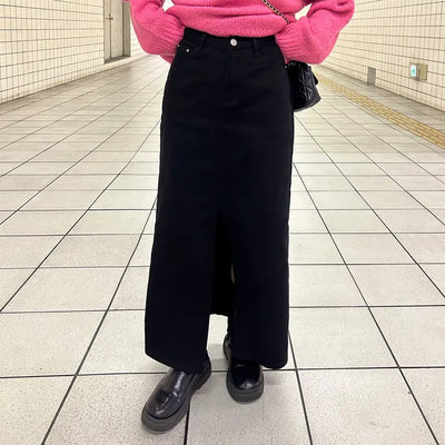 Front slit long skirt