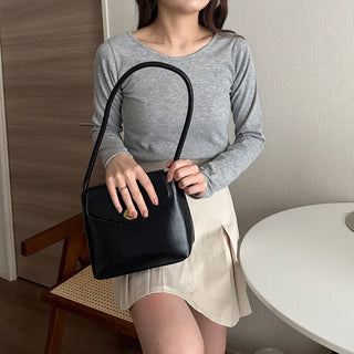 U-neck ribbed long-sleeved T-shirt