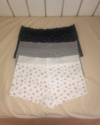 Flower Layered Drinkle Shorts