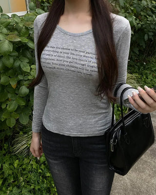 Lettering Cropped Long-Sleeve T-Shirt