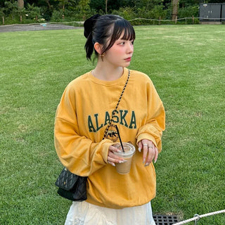 Simple lettering sweatshirt