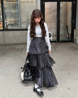 Side-shirred long-sleeve T-shirt