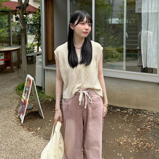 Twist knit sleeve top