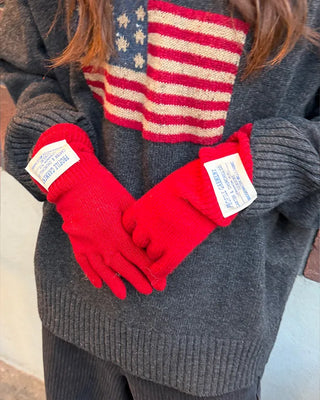 Label knit gloves