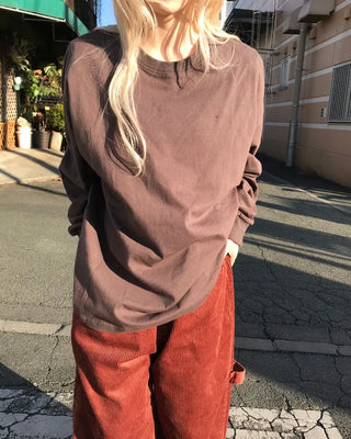 Basic long-sleeve T-shirt