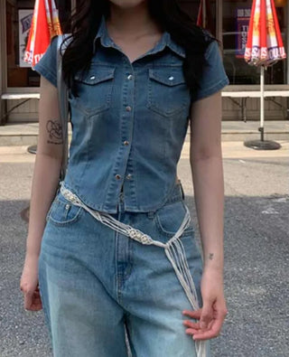 Short-sleeved denim shirt