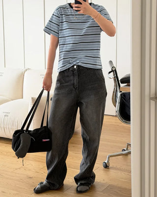Semi-cropped border short-sleeved T-shirt