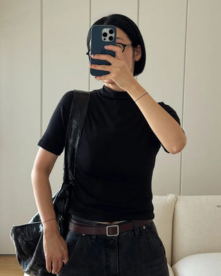 Half-neck short-sleeved T-shirt