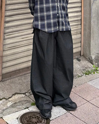 Two-pleat wide-leg pants