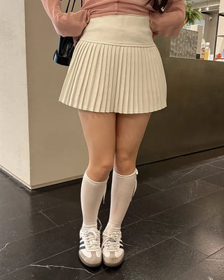 Slim pleated mini skirt