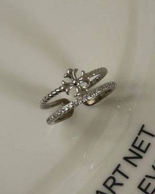Cross pendant ring