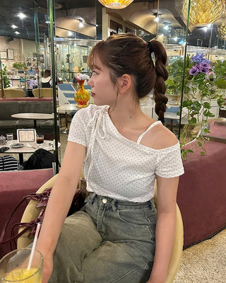 One-off shoulder polka dot half-sleeve T-shirt