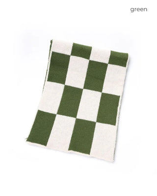 Border check scarf