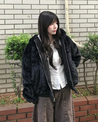 Oversized fur blouson
