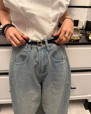 Oval buckle belt