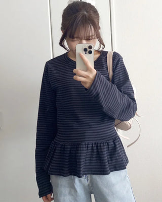 Waist frill striped T-shirt