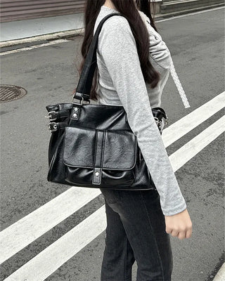 Square buckle shoulder bag