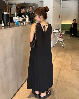 Back-string long dress