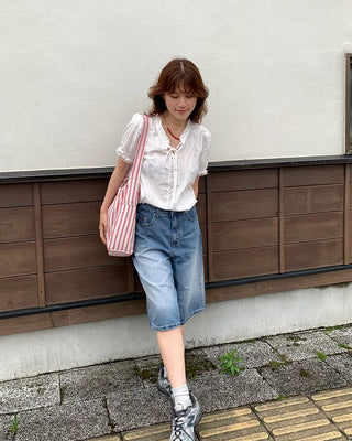 Back-button Bermuda shorts