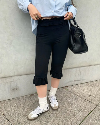 Frill Capri Pants