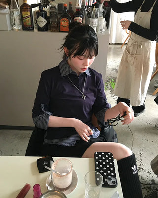 T-shirt layered check shirt
