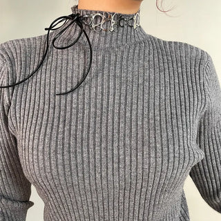 Unique oval line choker