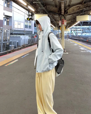 Hooded windbreaker jacket