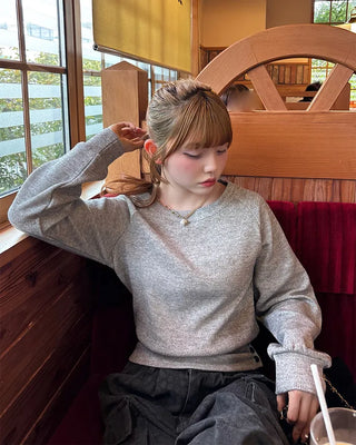Side-button cropped knit
