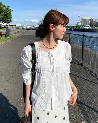 Frilled ribbon blouse