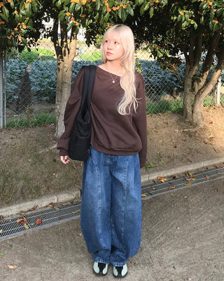 Side-tuck washed denim pants
