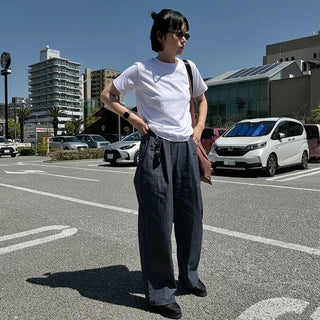 One-tuck easy denim pants