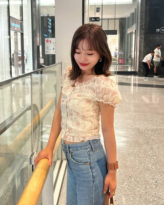 Frill puff sleeve short-sleeved blouse
